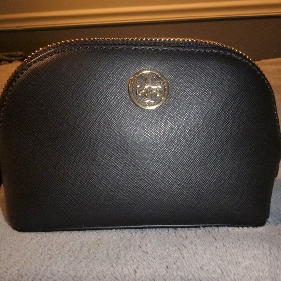 Tory Burch Handbags - NWOT Tory Burch Cosmetic Case, Black